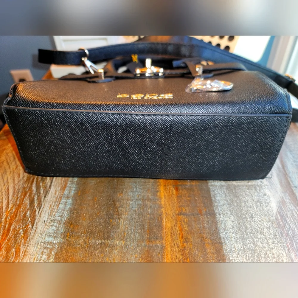 NWT bebe Evie Small Crossbody Satchel